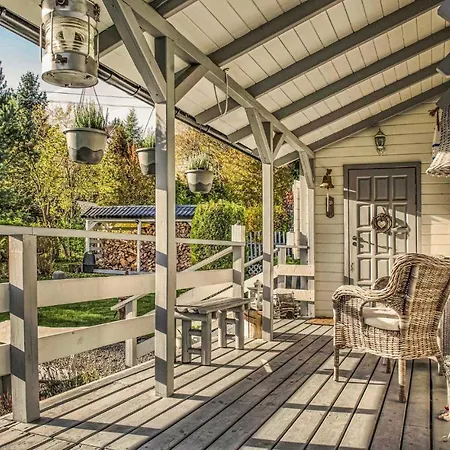 3 Bedroom Lovely In Feriehus